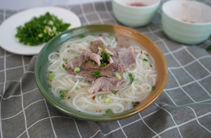 保靖原味汤粉王培训